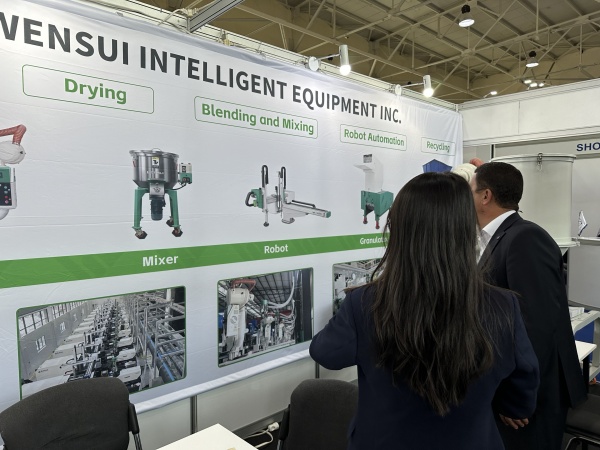 40001百老汇集团