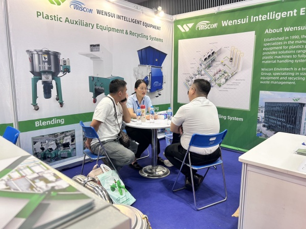 40001百老汇集团