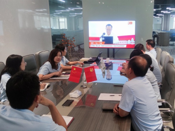 40001百老汇智能装备公司